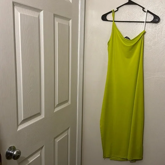 Shein Dresses | Shein Lime Green One Shoulder Dress | Color: Green | Size: M | Niyrestyles1's Closet Shein Dresses | Shein Lime Green One Shoulder Dress | Color: Green | Size: M | Niyrestyles1's Closet